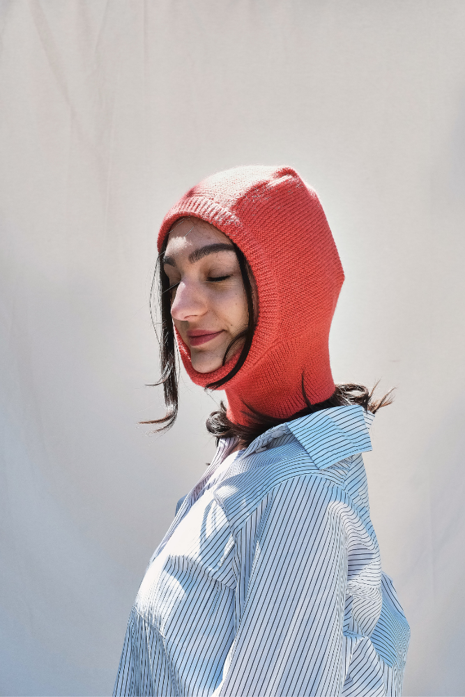 Article #241 - Capuche JACQUELINE en laine d'Alpaga - Corail