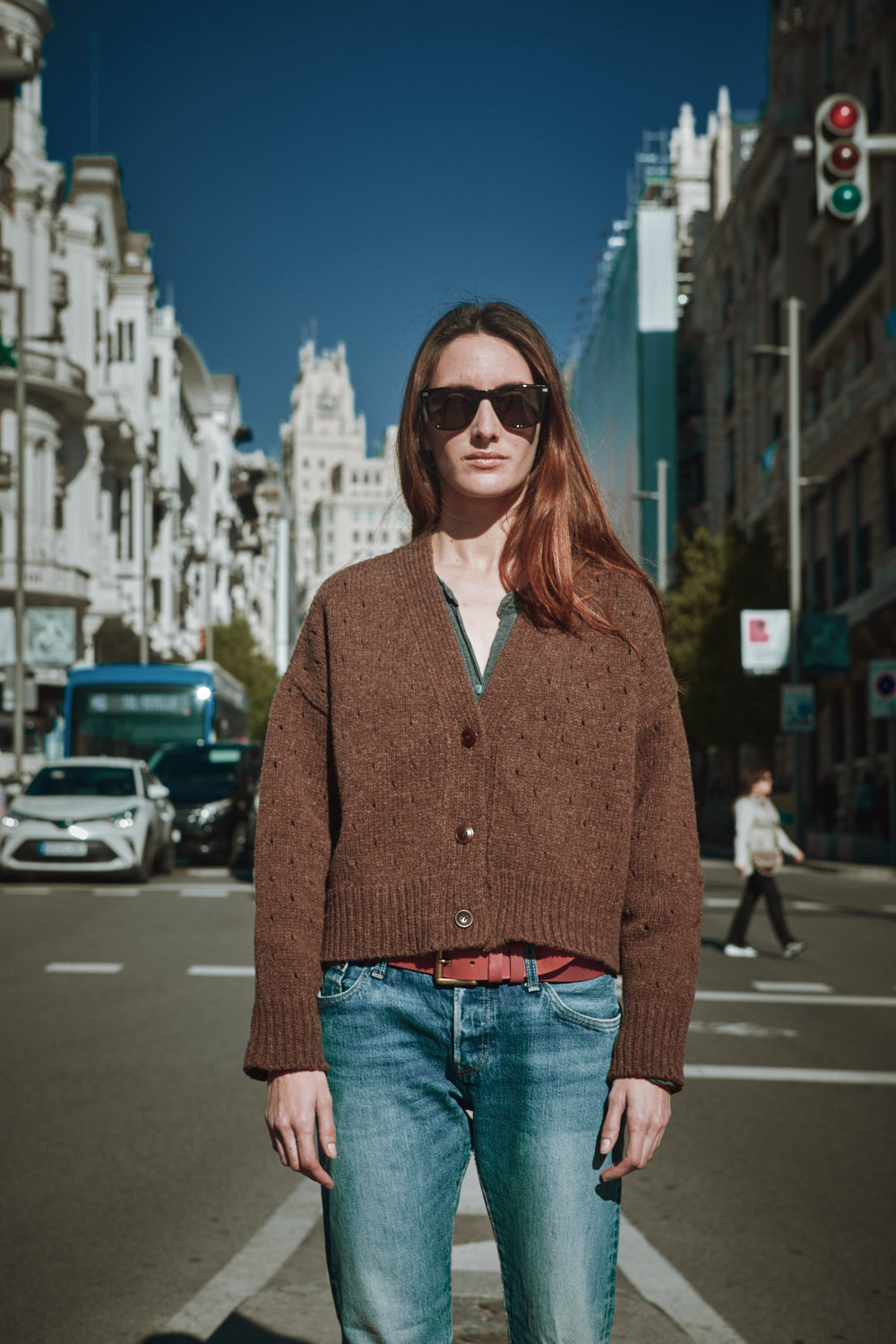 KATRINA Cardigan ajouré en laine mérinos - 100% Laine mérinos sans cruauté en chocolat - L'Envers
