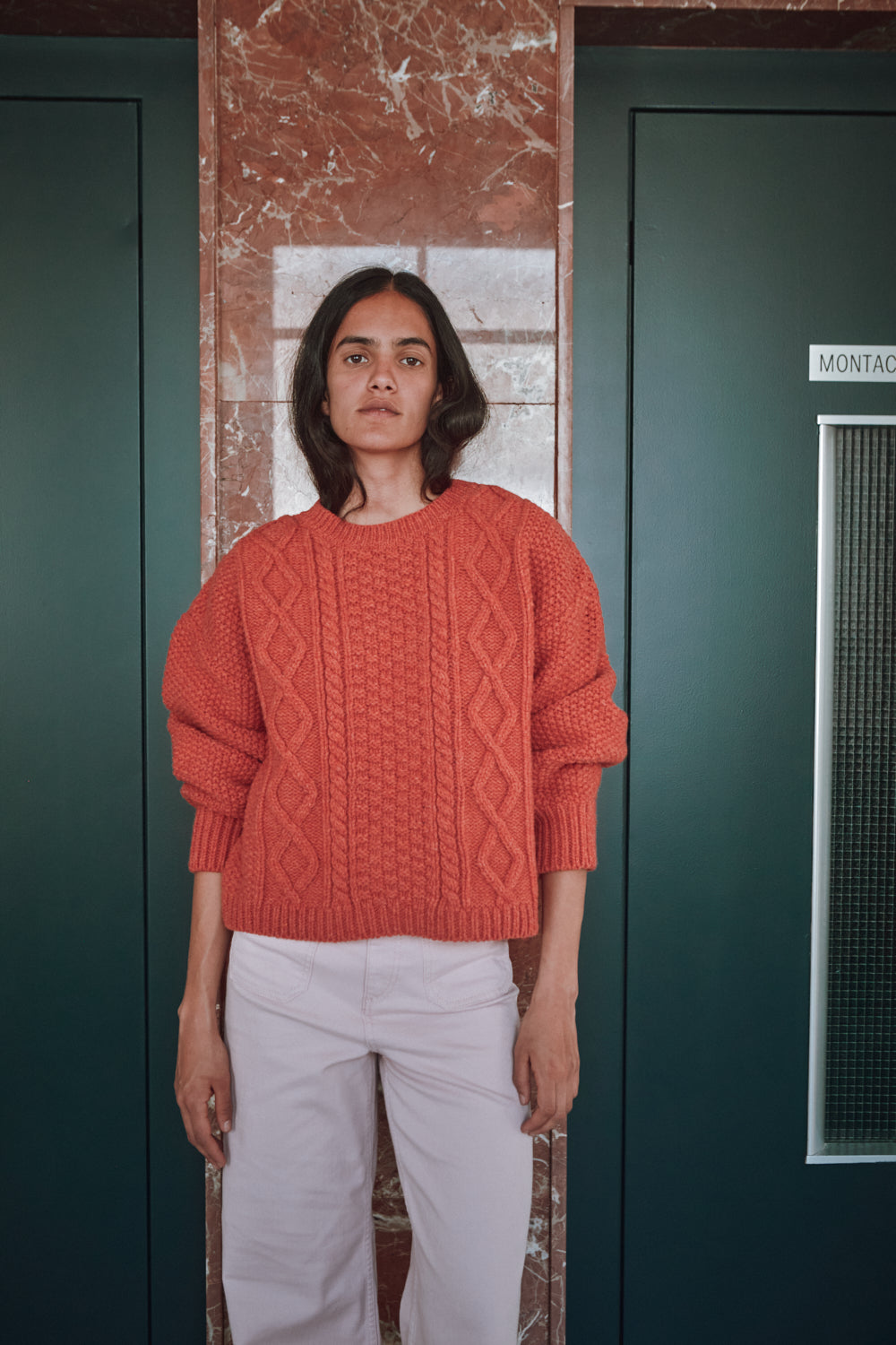 PAOLA Pull irlandais torsadé en laine mérinos - Coral