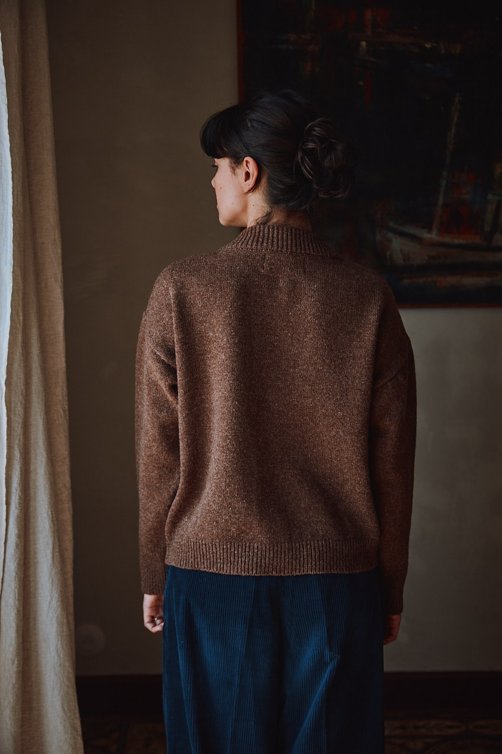 SANDRA Cardigan à col cheminée en laine mérinos - Chocolat - 100% cruelty- free and sustainable knitwear - L'envers 