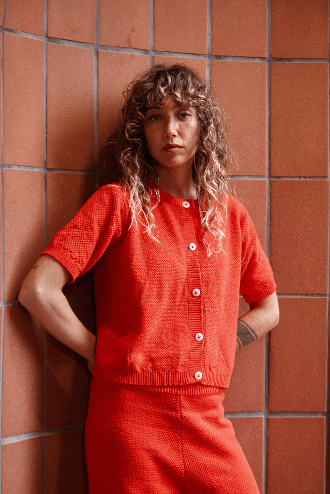 SARAH Cardigan Manches courtes en coton 100 % biologique, rouge - L'Envers