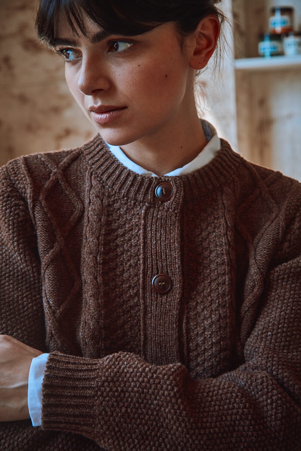 SONIA Cardigan torsadé en laine mérinos - Chocolat Tricot 100% cruelty- free and sustainable - L'envers 
