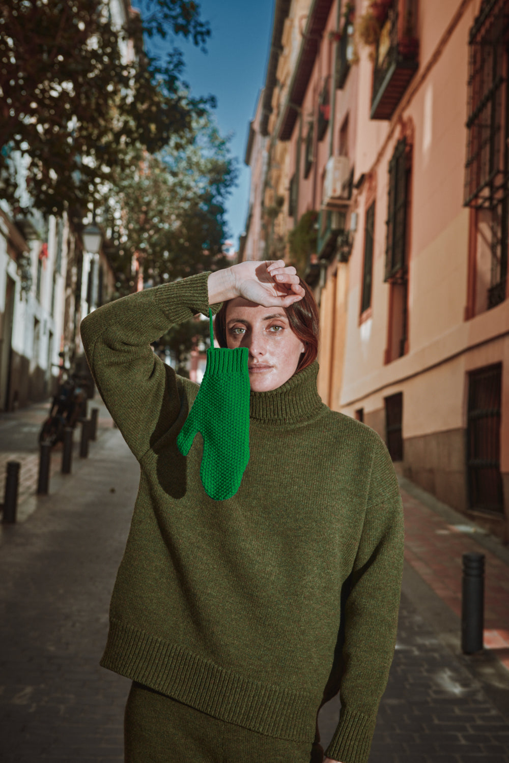ELENA Wool Mittens - Parrot Green (Livraison avant Noël)
