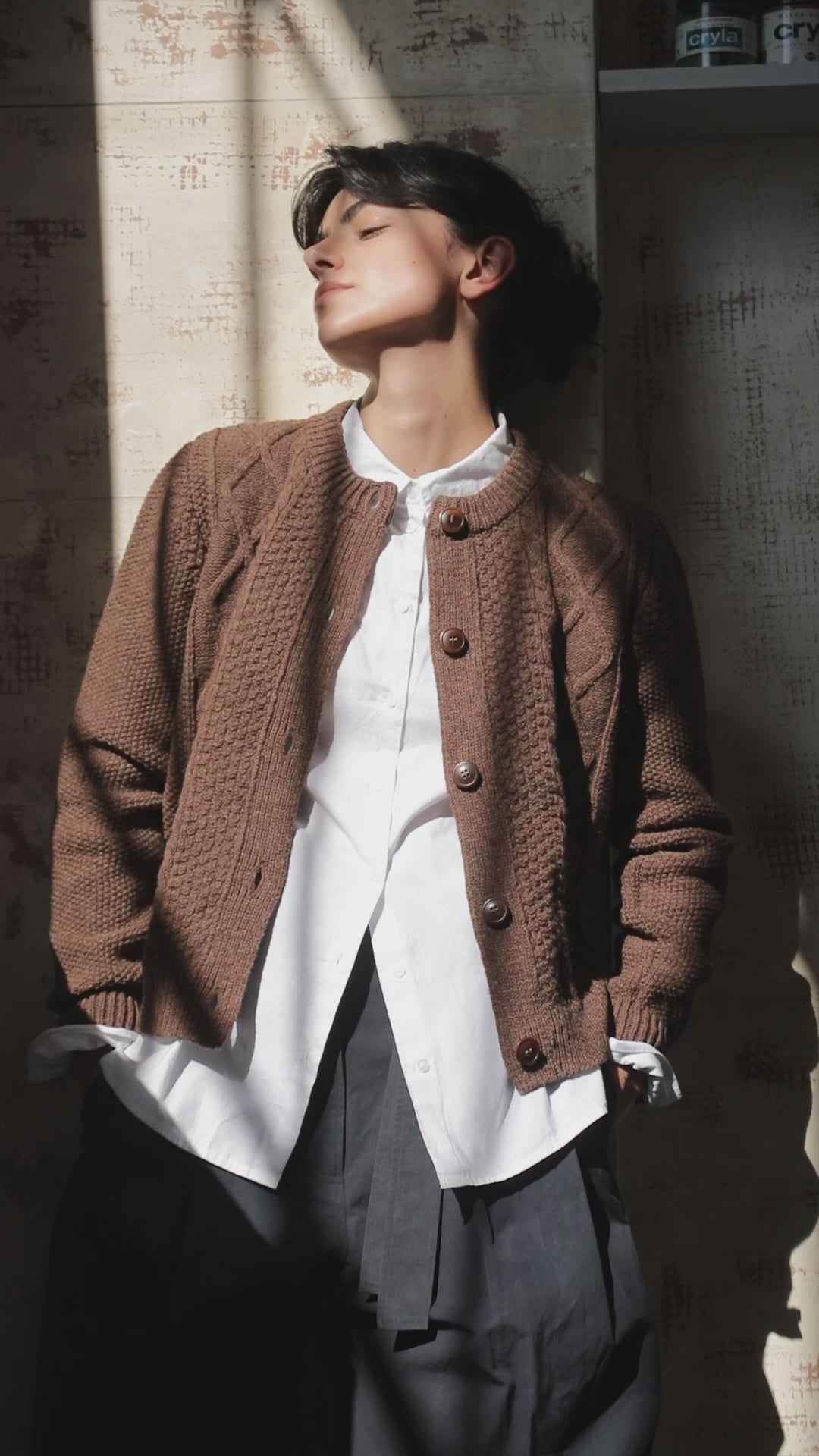 SONIA Cardigan torsadé en laine mérinos - Chocolat Tricot 100% cruelty- free and sustainable - L'envers 