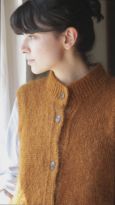 FRIDA Cardigan sans manches en mohair et soie - Ambre, 100% maille durable - L'envers
